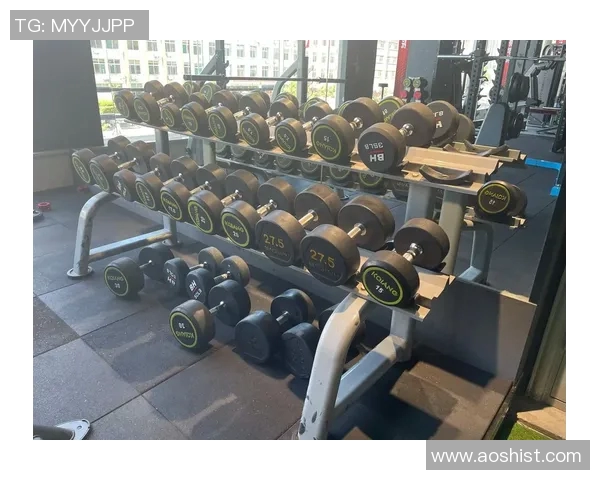 蝶泳的健康益处:提升心肺功能塑造完美身形增强肌肉力量的全方位锻炼 蝶泳的健康益处:提升心肺功能塑造完美身形增强肌肉力量的全方位锻炼